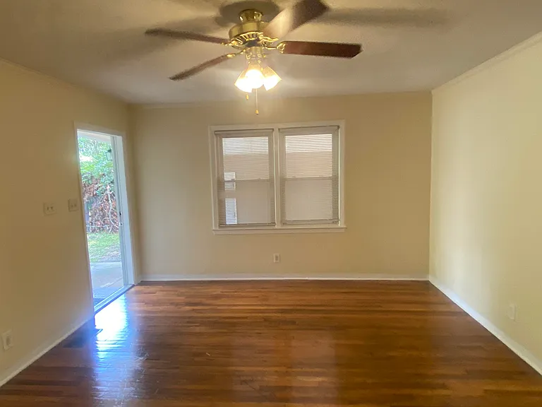 1609 Atkamire Dr — Photo 3