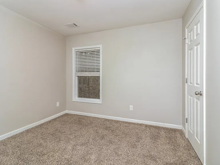3643 Uppark Dr — Photo 15