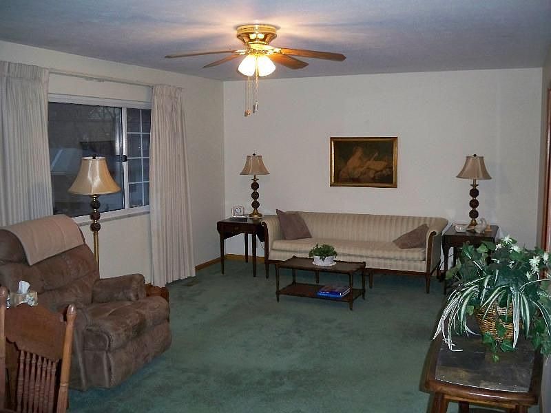 2nd image of 106 Burdette Ln