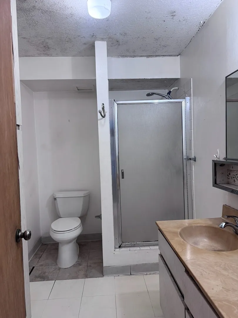 1 bed, 1.0 bath, 547 sqft, $2,500 — Photo 2