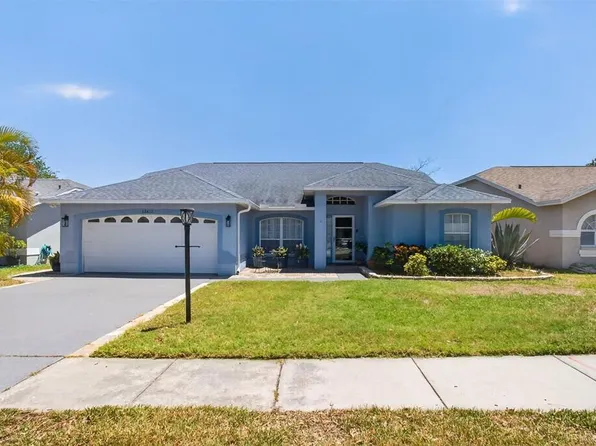 12611 Pineforest Way E, Largo, FL 33773