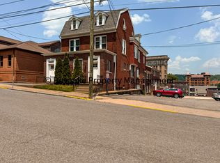 356 Washington Ave #1-D, Clarksburg, WV 26301