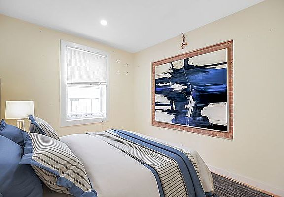 3rd image of 232 W 135th St #1E