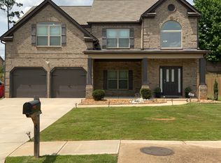 586 Toronto Cir, Hampton, GA 30228