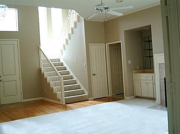 5th image of 6000 Honeytree Dr