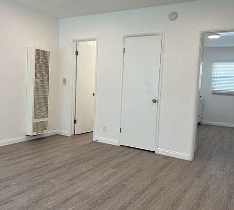 5th image of 1249 Lincoln Blvd APT A