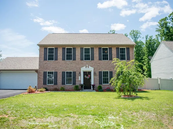 1212 Forest Edge Dr, Forest, VA 24551