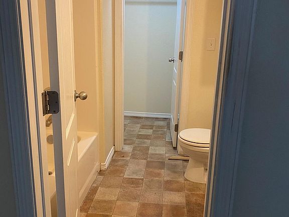 Shared Jack & Jill Bathroom.