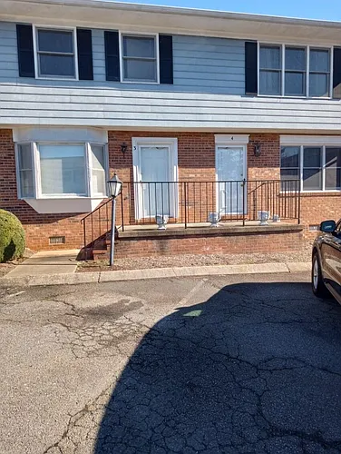 40 Candlewyck Ct #7 Photo 1