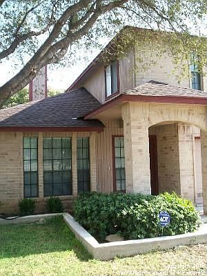 2nd image of 3607 Lynn Kaye Cir