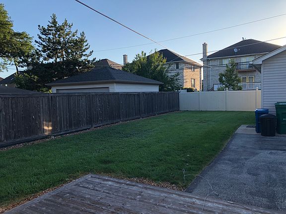 5th image of 7721 Laramie Ave