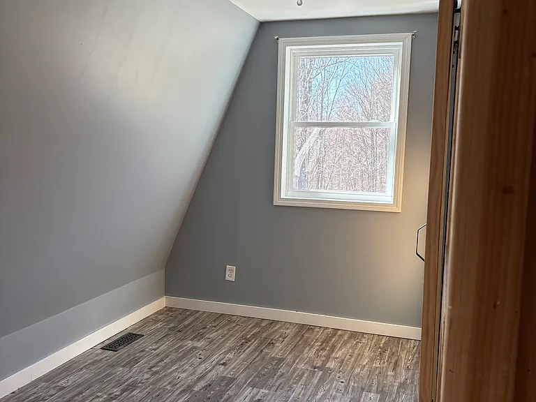 144 Alexander Ln — Photo 17