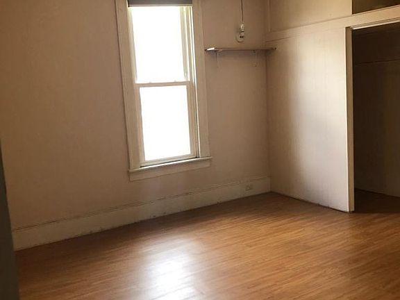 3rd image of 209 Sanborn Ave APT 1
