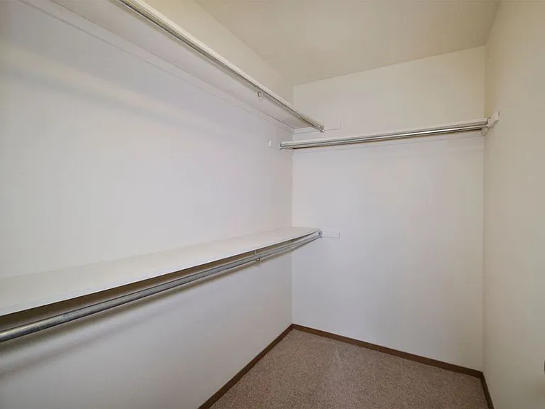 Apple Tree Apartments — Photo 26