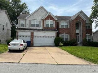 10340 Savannah Ave, Saint Louis, MO 63131