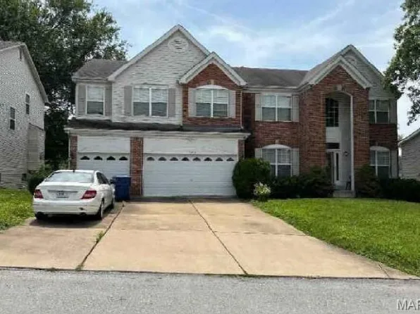 10340 Savannah Ave, Saint Louis, MO 63131