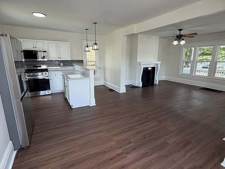 423 Sheldon Ave — Photo 4