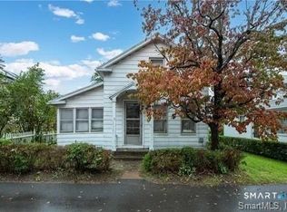 5 Hillside Ct, Middletown, CT 06457