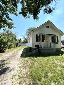 2414 Thom St, Flint, MI, 48506