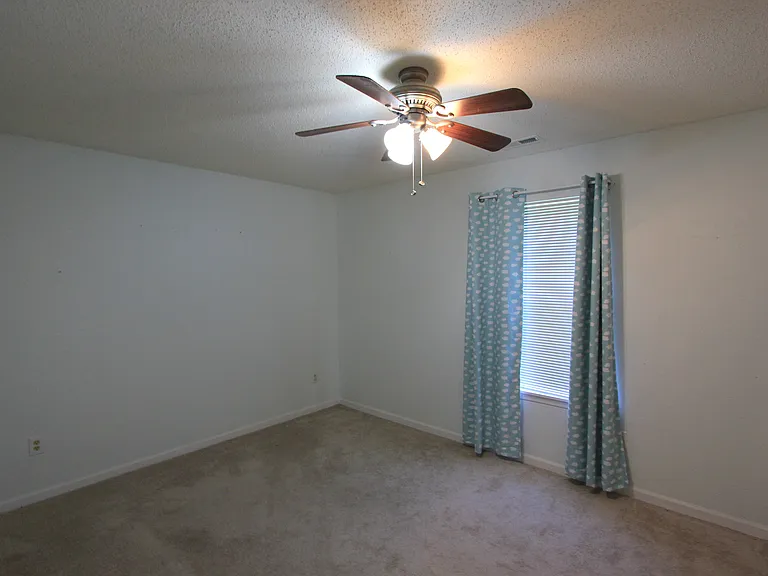 33 Morse Cir — Photo 24