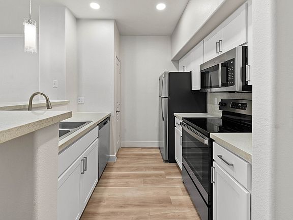 2nd image of 4111 N Drinkwater Blvd APT C312