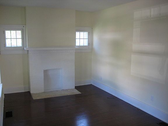 2nd image of 1825 Hazel Ave