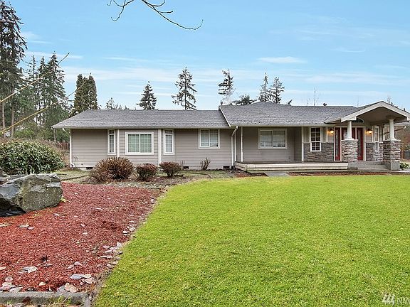 4th image of 15518 96th Avenue Ct E