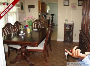 748 Fox Run Rd, Virginia Beach, VA 23452