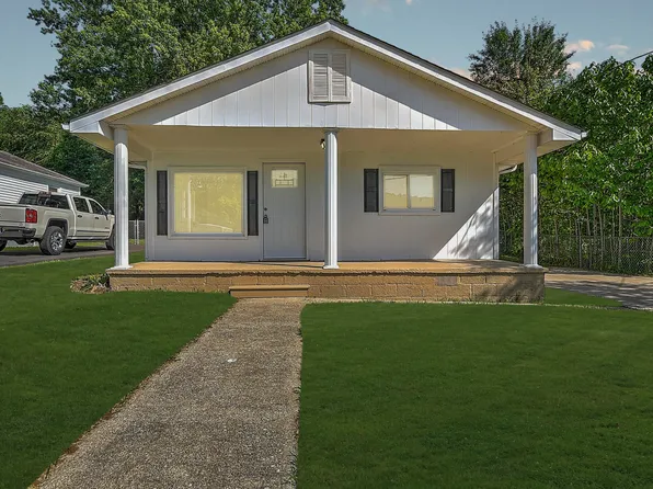 814 Jared Dr, Johnson City, TN 37604