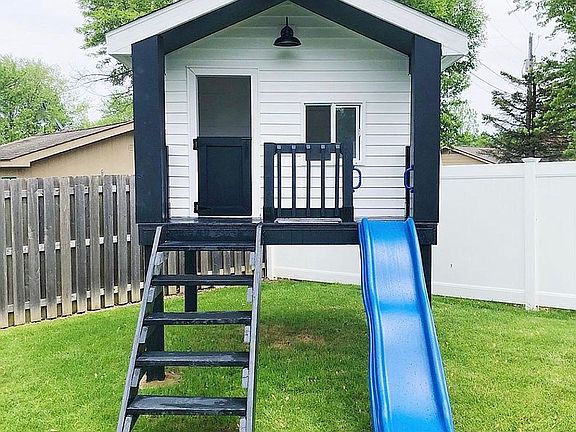 Playhouse