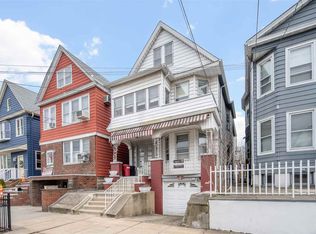 148 Avenue B, Bayonne, NJ 07002