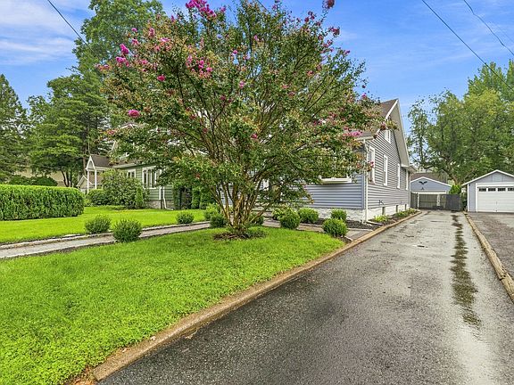 3rd image of 268 Demarest Ave