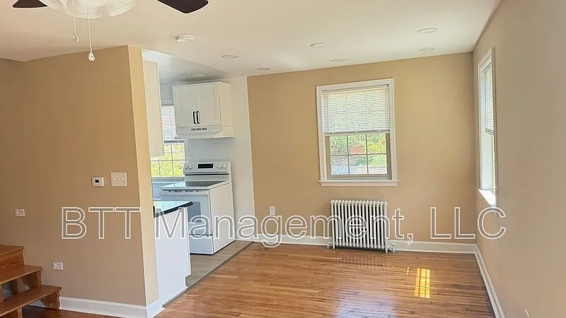 2 bed, 1.0 bath, 650 sqft, $1,650 — Photo 4