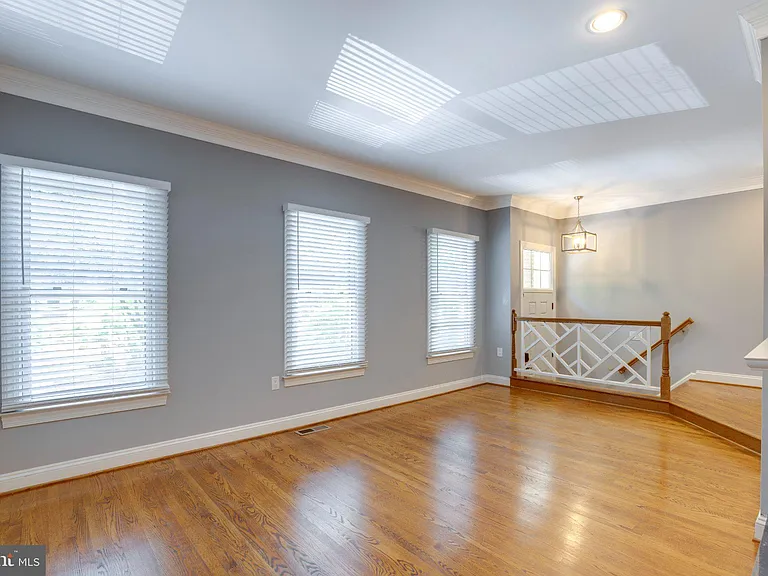 2914 Oakton Crest Pl — Photo 4