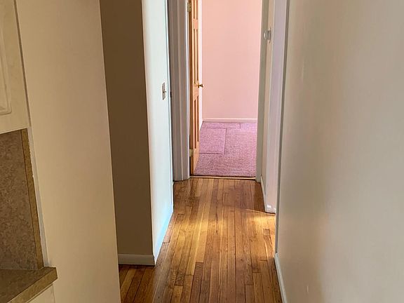 4th image of 378 Virginia Ave