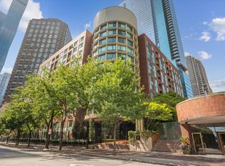 440 N McClurg Ct APT 916, Chicago, IL 60611