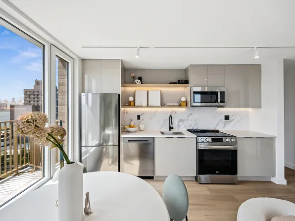 16 West Street image 9 of 30