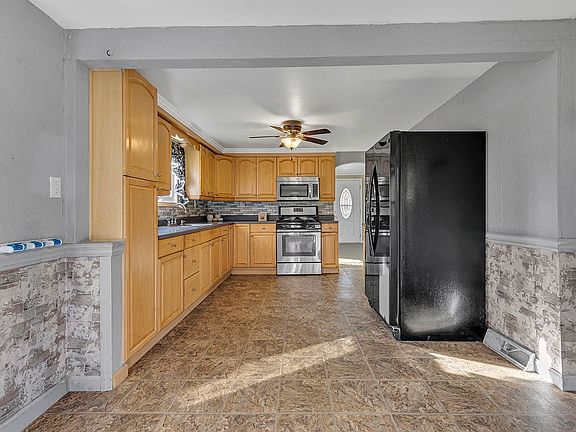 5th image of 551 Old Blackhawk Rd