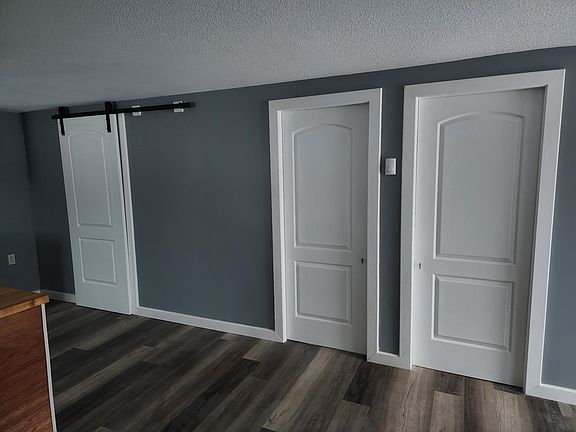 3rd image of 5796 Holly Rd NE