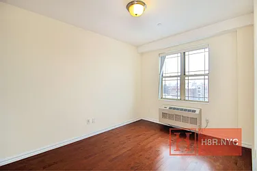 Rented by Happy 8 Realty