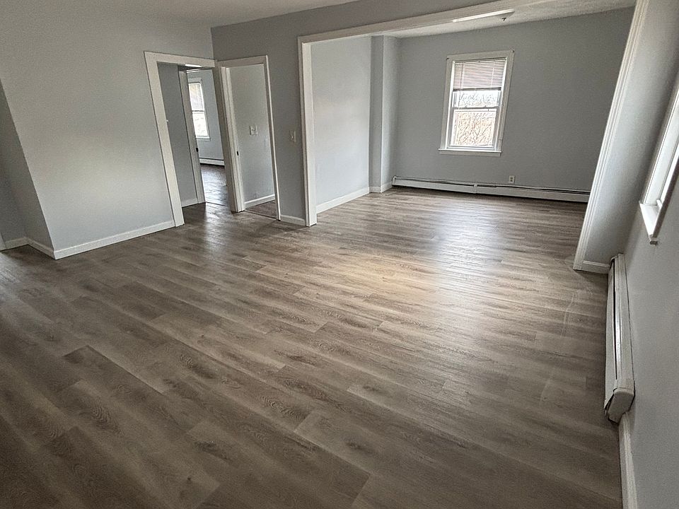 Spacious Living Area