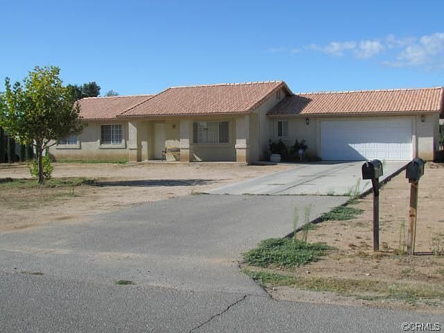 1st image of 12592 Magnolia Ave