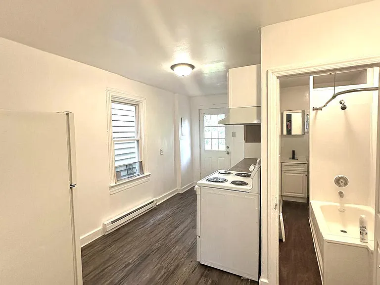 27.5 W Bethel St — Photo 11