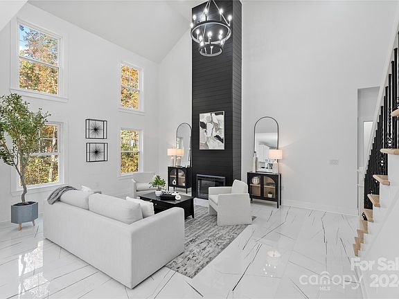 5th image of 7409 Delta Lake Dr