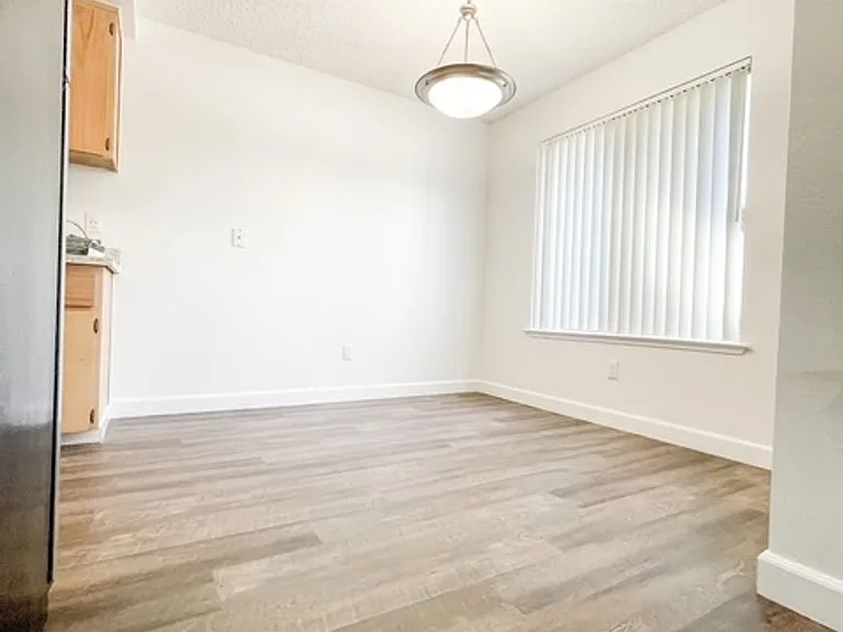 Jackson Park Place — Photo 113