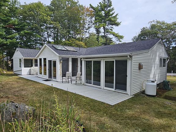 4th image of 447 Wiscasset Road