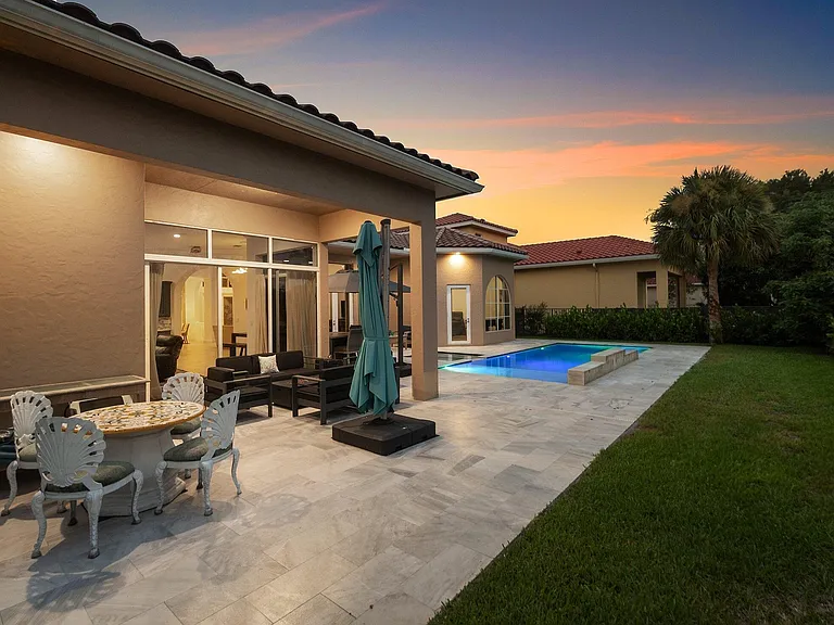 3381 Lago De Talavera — Photo 72