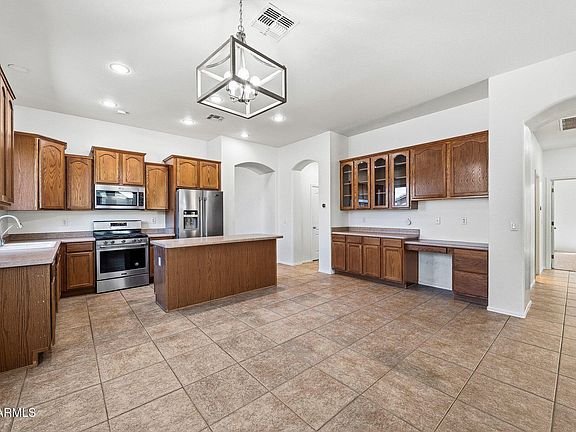 4th image of 1447 E CAROB Place
