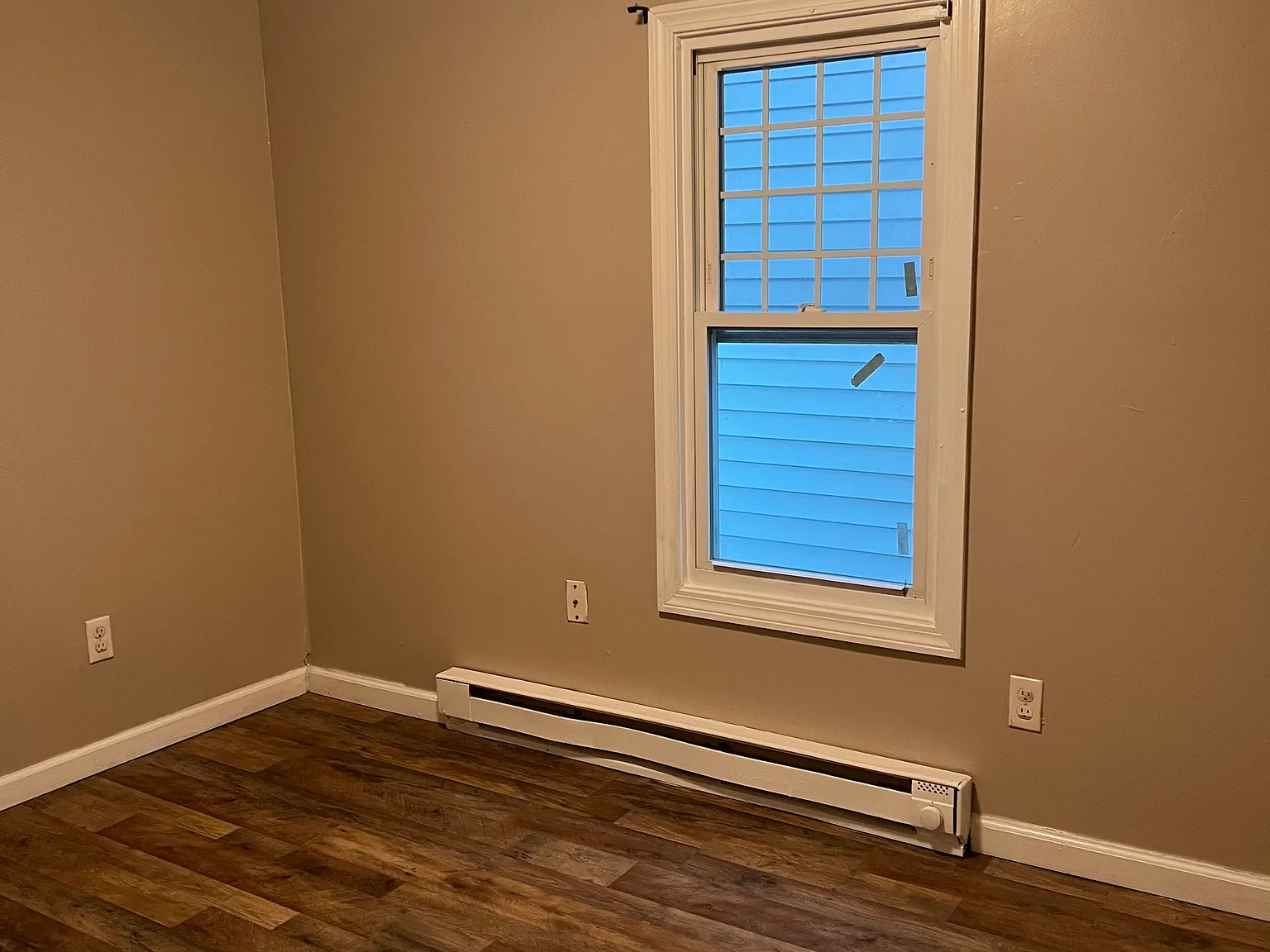 2 bed, 900 sqft, $1,200 — Photo 3