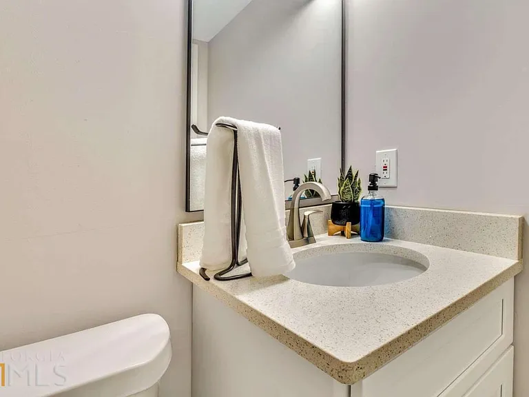 2301 Salt Springs Pl — Photo 9